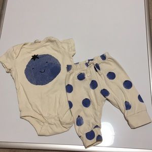 GAP 3-6 month blueberry outfit. Organic cotton
